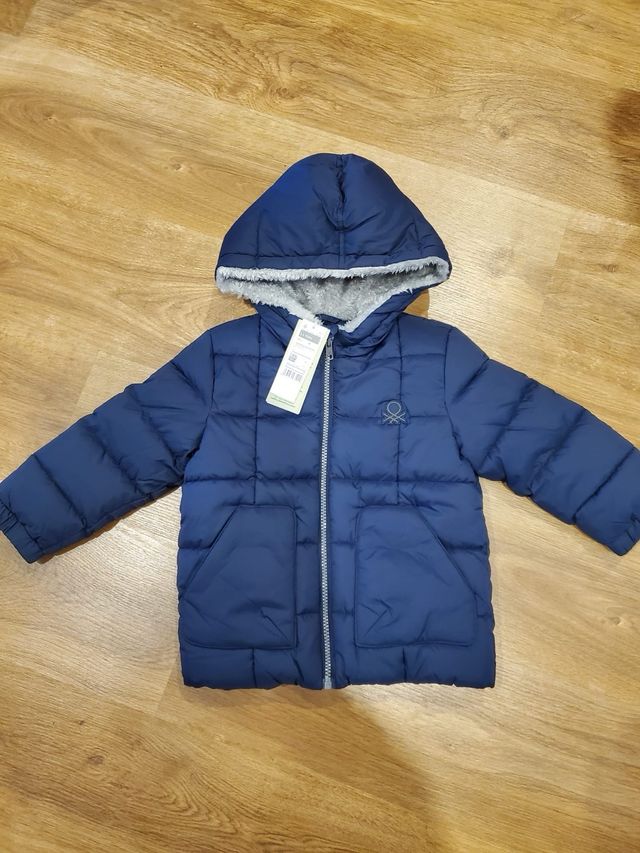 Abrigo niño nuevo Benetton