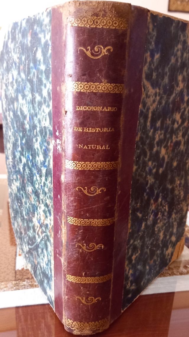 Diccionario popular de historia natural