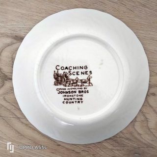 Platos de aperitivo de loza inglesa