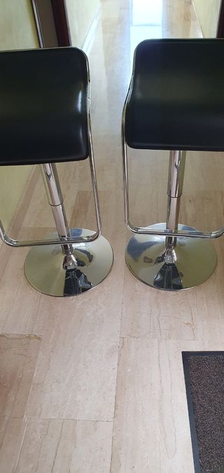 Sillas altas regulables base metálica de acero in