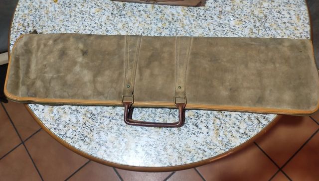 Funda piel escopeta  antigua