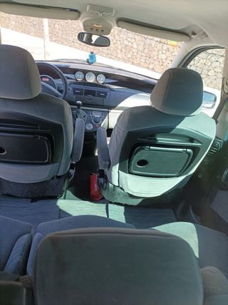 Peugeot 807 2008