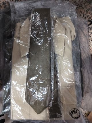 Corbata caqui traje bonito