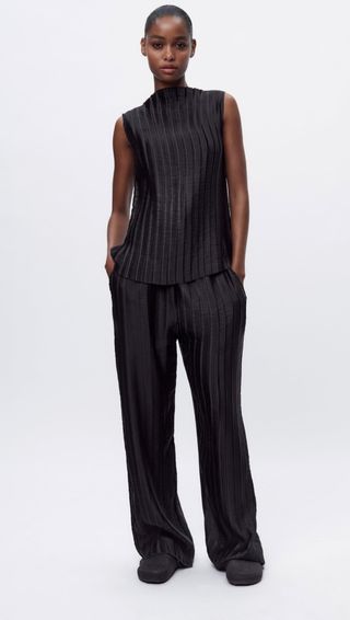 Zara. Conjunto top & pantalón T. M