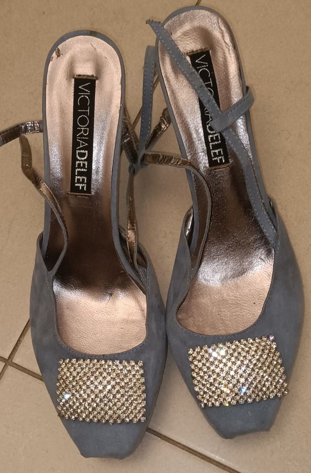 Zapatos de tacón de Victoria Delef