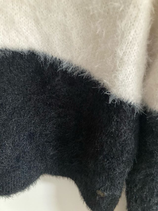 Jersey lana marca beckaro talla S 