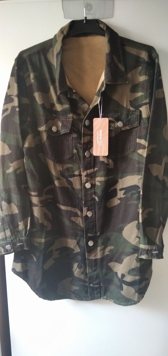 Camisa estampado militar mujer