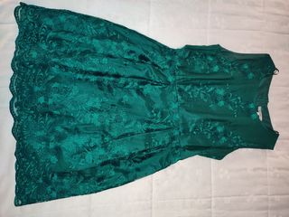 Vestido verde oscuro fiesta