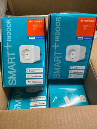 LEDVANCE ENCHUFE CONMUTABLE