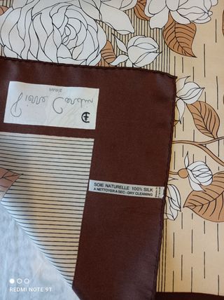 Pañuelo vintage Pierre Cardin 