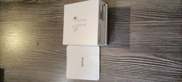 Caja Airpods vacía apple