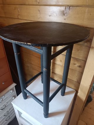 Mesita auxiliar o mesilla