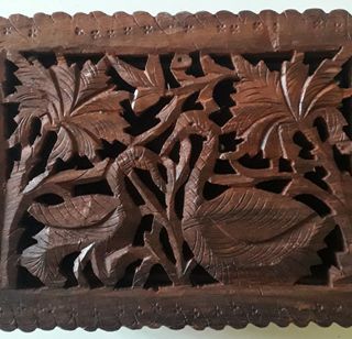 Cofanetto in legno con soggetto cigni