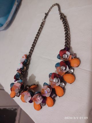 Collar de piedras Zara