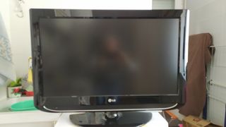 TV 32" LG plano