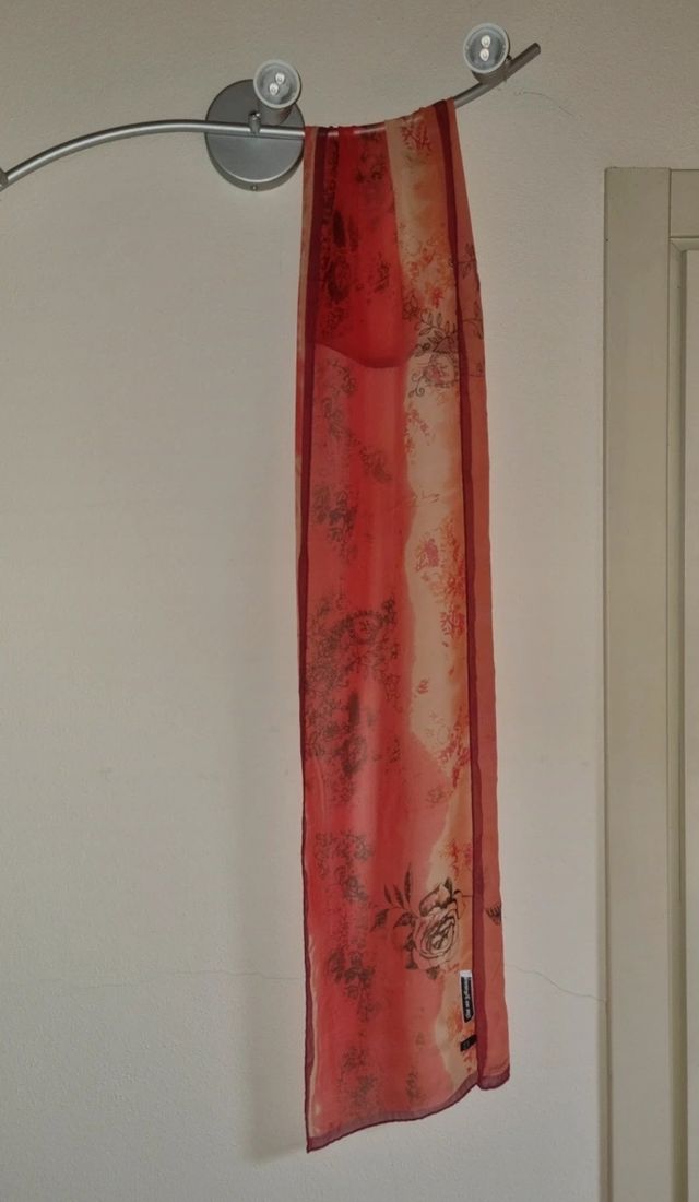 Foulard by Egon von Furstenberg