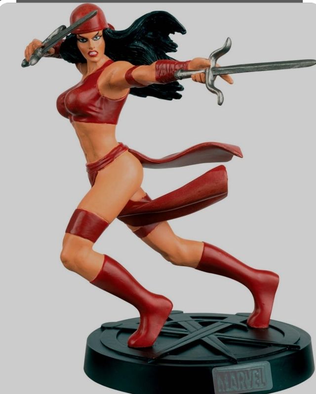 FIGURA BUSTO ELEKTRA COLECCIÓN MARVEL
