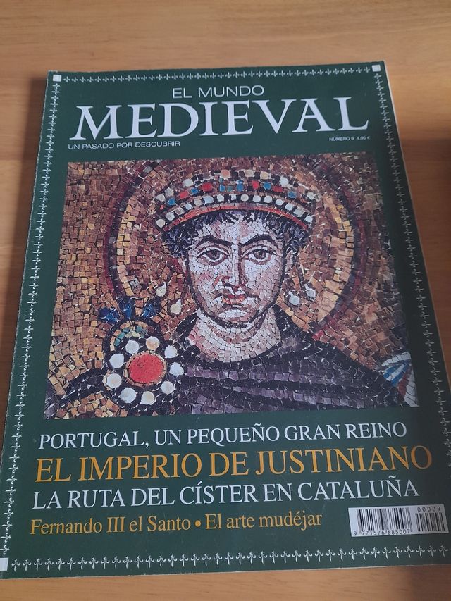 Revista Mundo Medieval año 2004