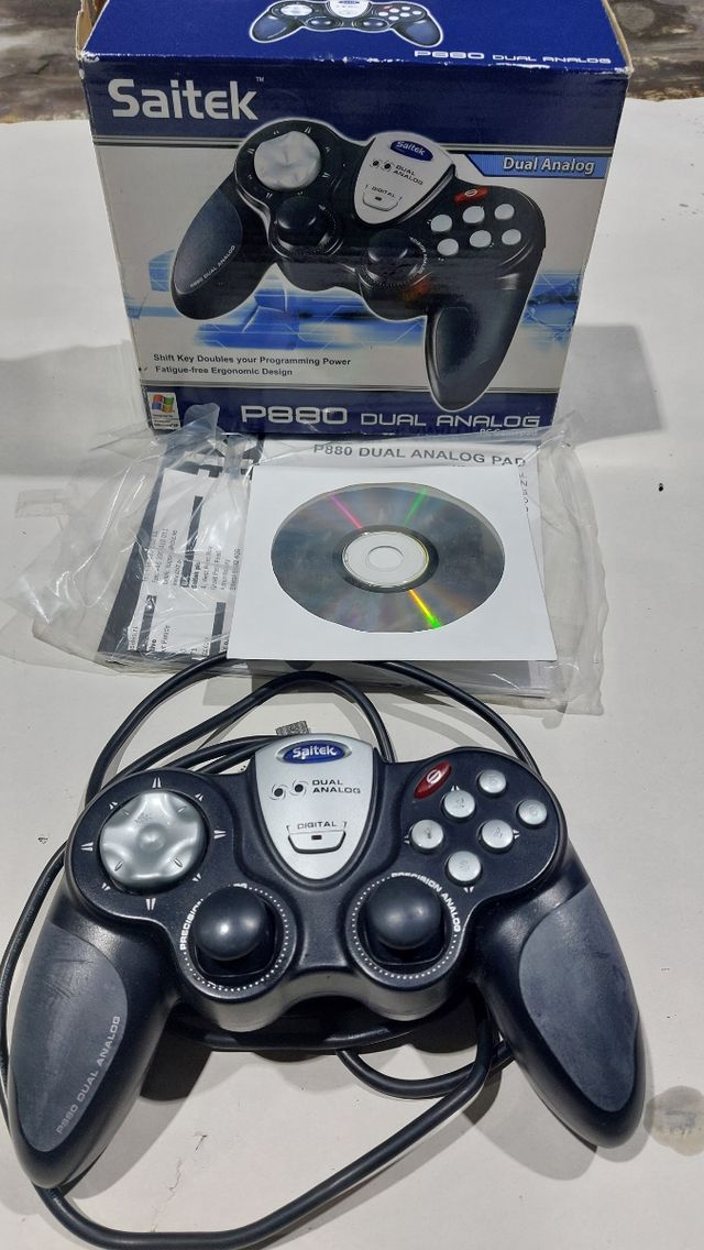 MANDO DE JUEGOS ORDENADOR