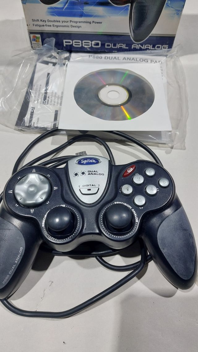 MANDO DE JUEGOS ORDENADOR