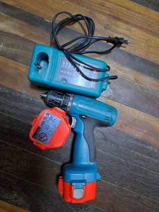 Taladro batería Makita