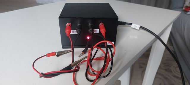 Alimentatore da banco stabilizzato variabile