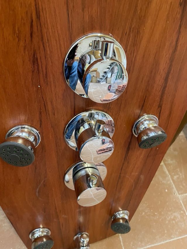 columna hidromasaje de teka