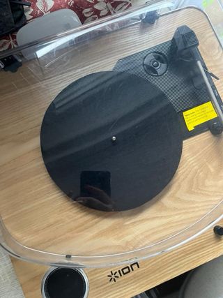 TOCADISCOS ION 