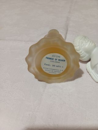 Colonia Avon Ángel Song.