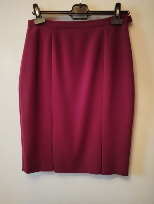 Traje chaqueta y falda