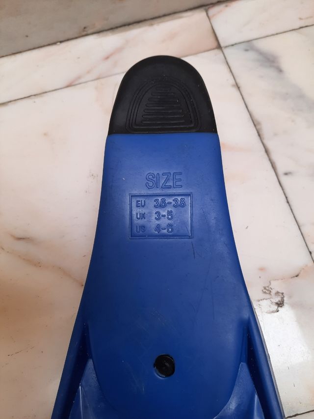 Aletas de natación, marca Confort Flex