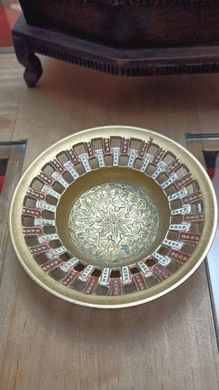 Cuenco de bronce