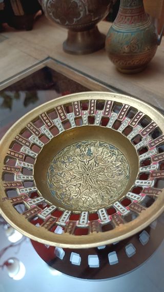 Cuenco de bronce