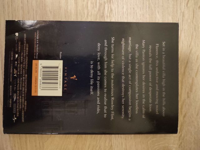 Libro en inglés Up at the villa