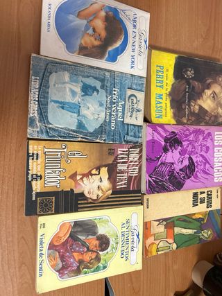 Pack de 19 novelas de corazón de bolsillo