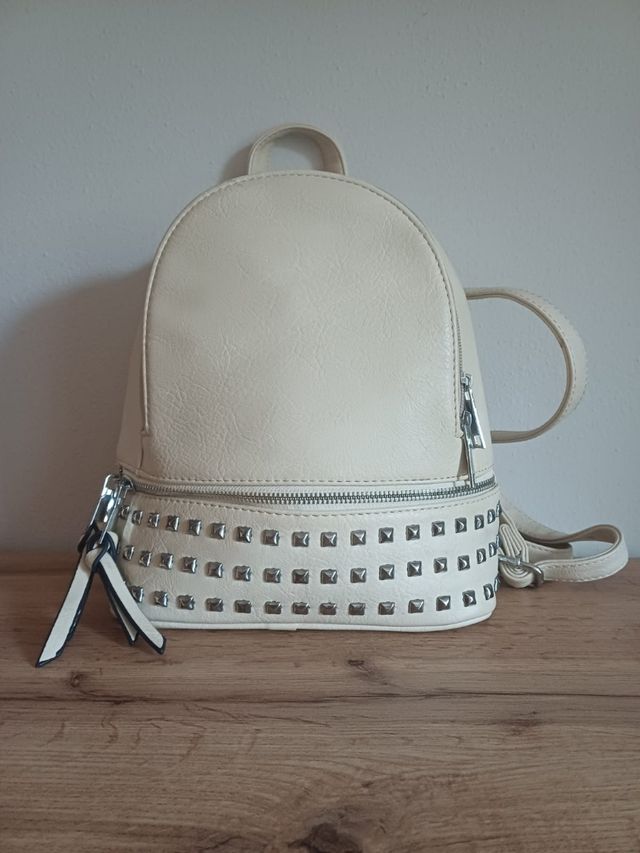 Zainetto beige in finta pelle