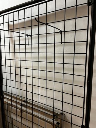 Expositor reja negro