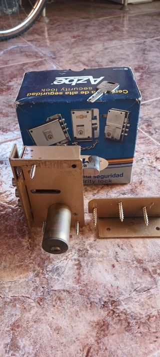 Cerradura alta seguridad 