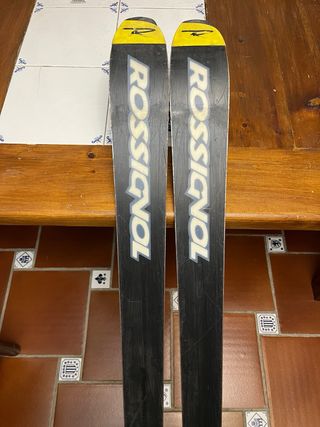 Esquís Rossignol competición