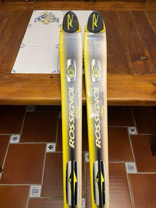 Esquís Rossignol competición