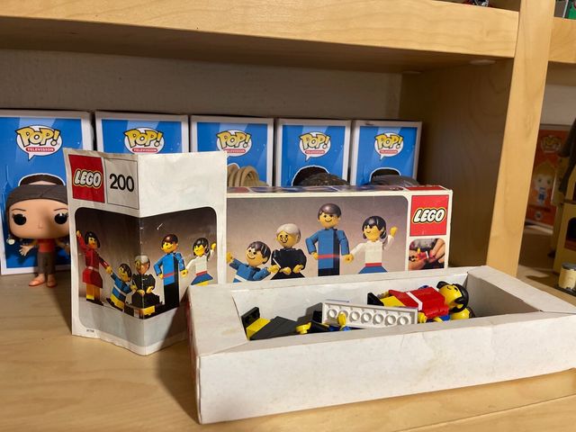LEGO Vintage SET 200 Recreation Family 1974 in box