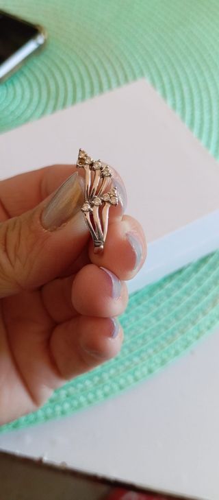 Pendientes de oro blanco primera ley 750