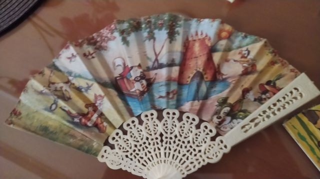 Abanicos antiguos  pequeños
