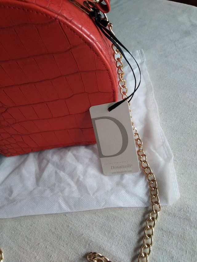 Bolso Donatzelli sin estrenar