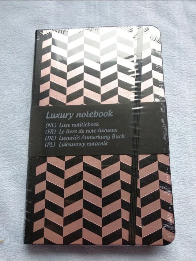 Luxury notebook libreta sin abrir