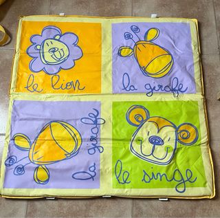 Parque o cuna de viaje cuadrada marca Olmitos