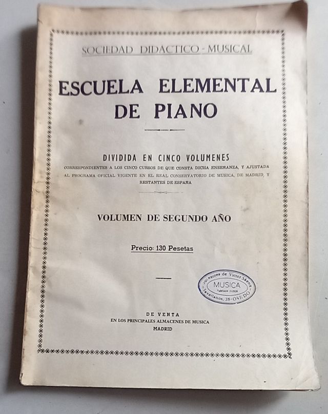 Escuela elemental de piano. Año 1958