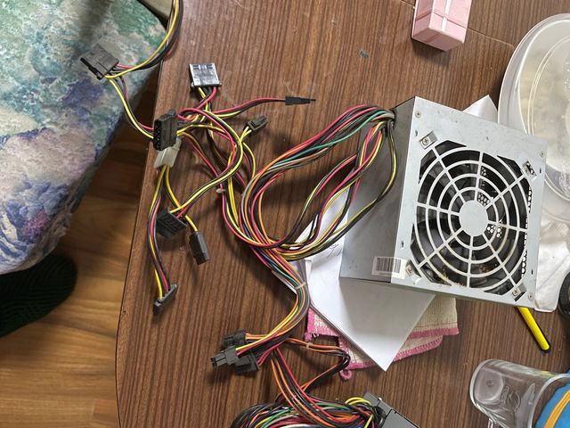 Fuente alimentación ordenador PC