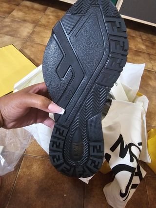Zapatillas fendi a estrenar talla 7 43