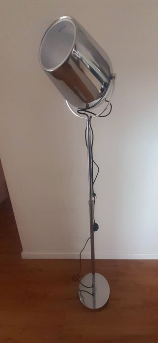 Lámpara de pie